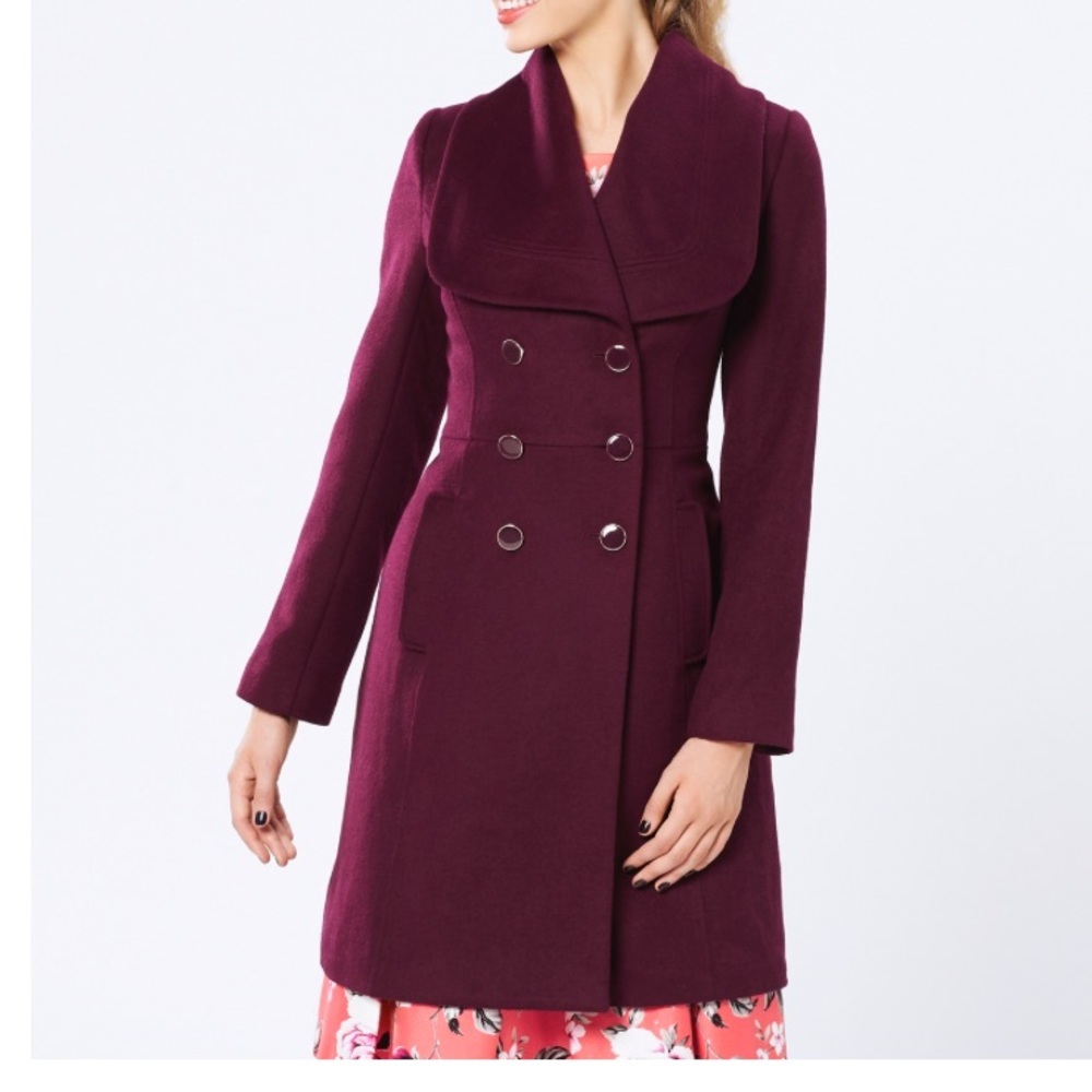 Review Women's Double-Breasted Coat in Burgundy